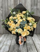 Букет цветов из:  Розы и Лизиантусы в Шохово