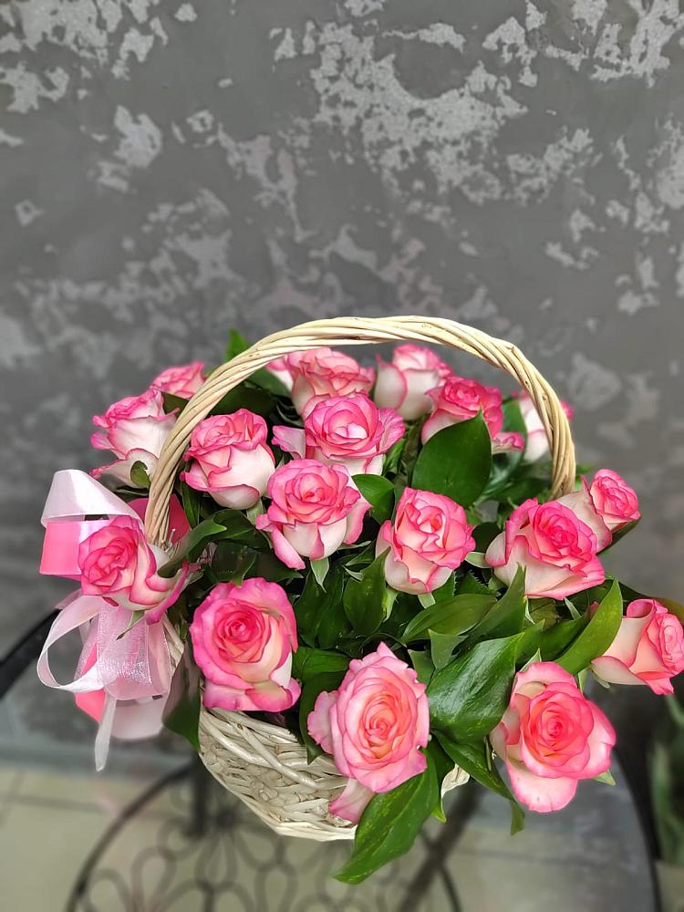 Цветочная композиция из Розы в корзине в Шохово
