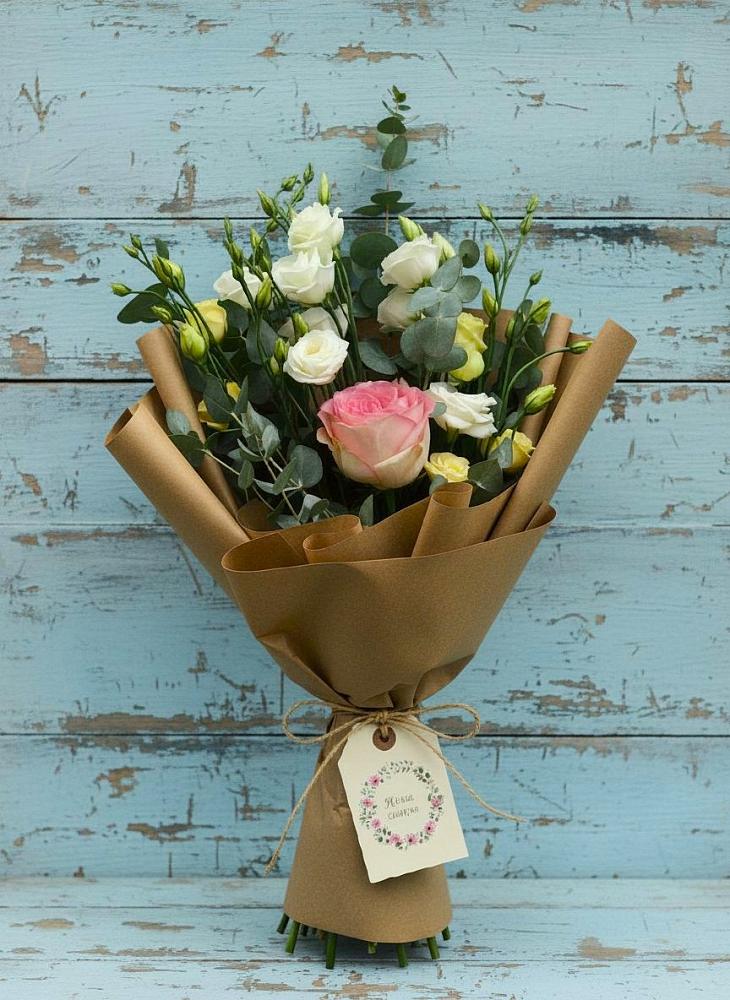 Букет цветов из: Розы и Лизиантусы в Шохово