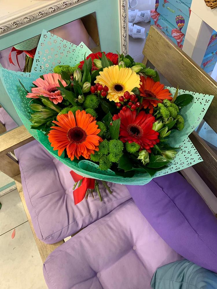 Букет цветов из: Герберы, Хризантемы и Альстромерии в Шохово