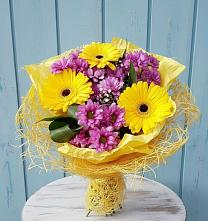 Букет цветов из:  Хризантемы и Герберы в Шохово