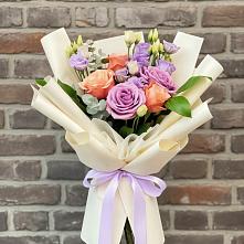 Букет цветов из:  Лизиантусы и Розы в Шохово